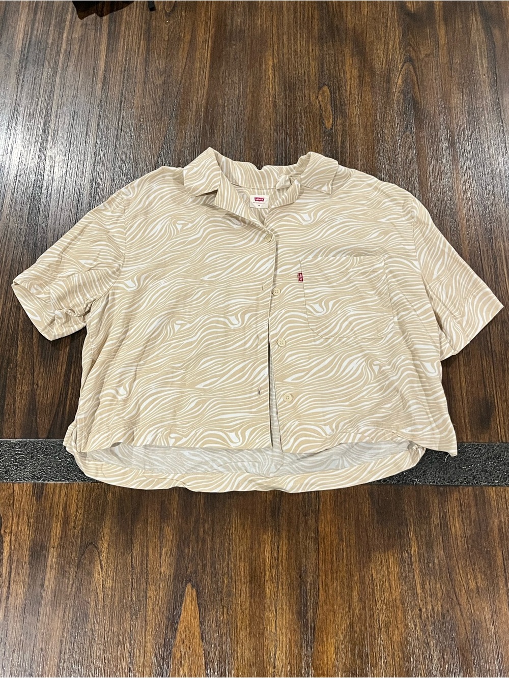 Women’s button up